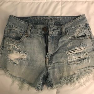 High waisted vintage light wash ripped jean shorts